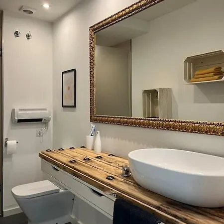 Casa Mont-mar * Montrás