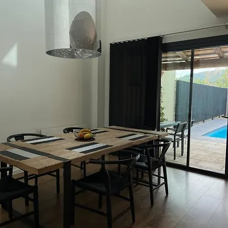 بيت للعطل Casa Mont-mar *